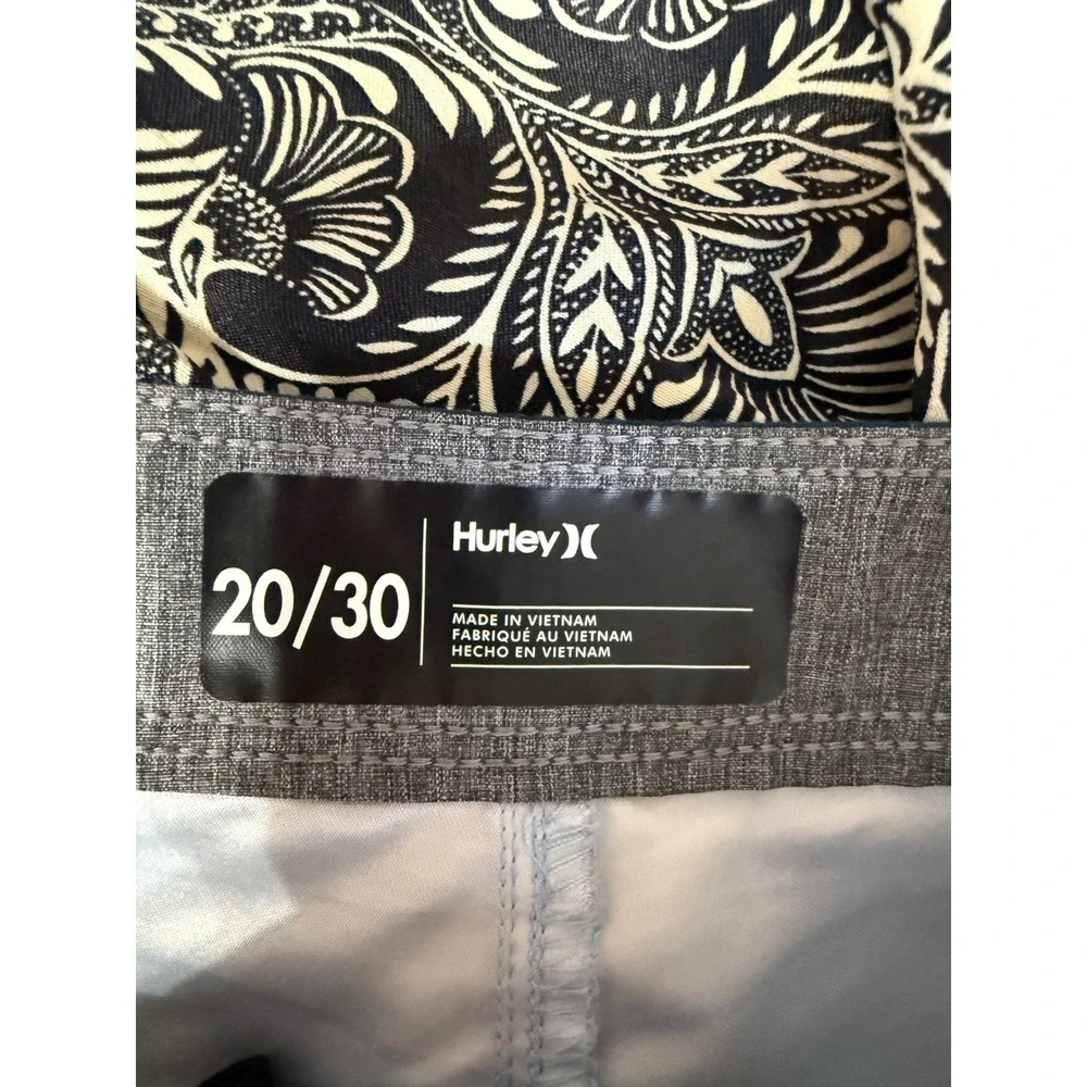 Hurley Shoreline Boys 20 Blue Stripe Board Shorts Swim Trunks Surf Beach
